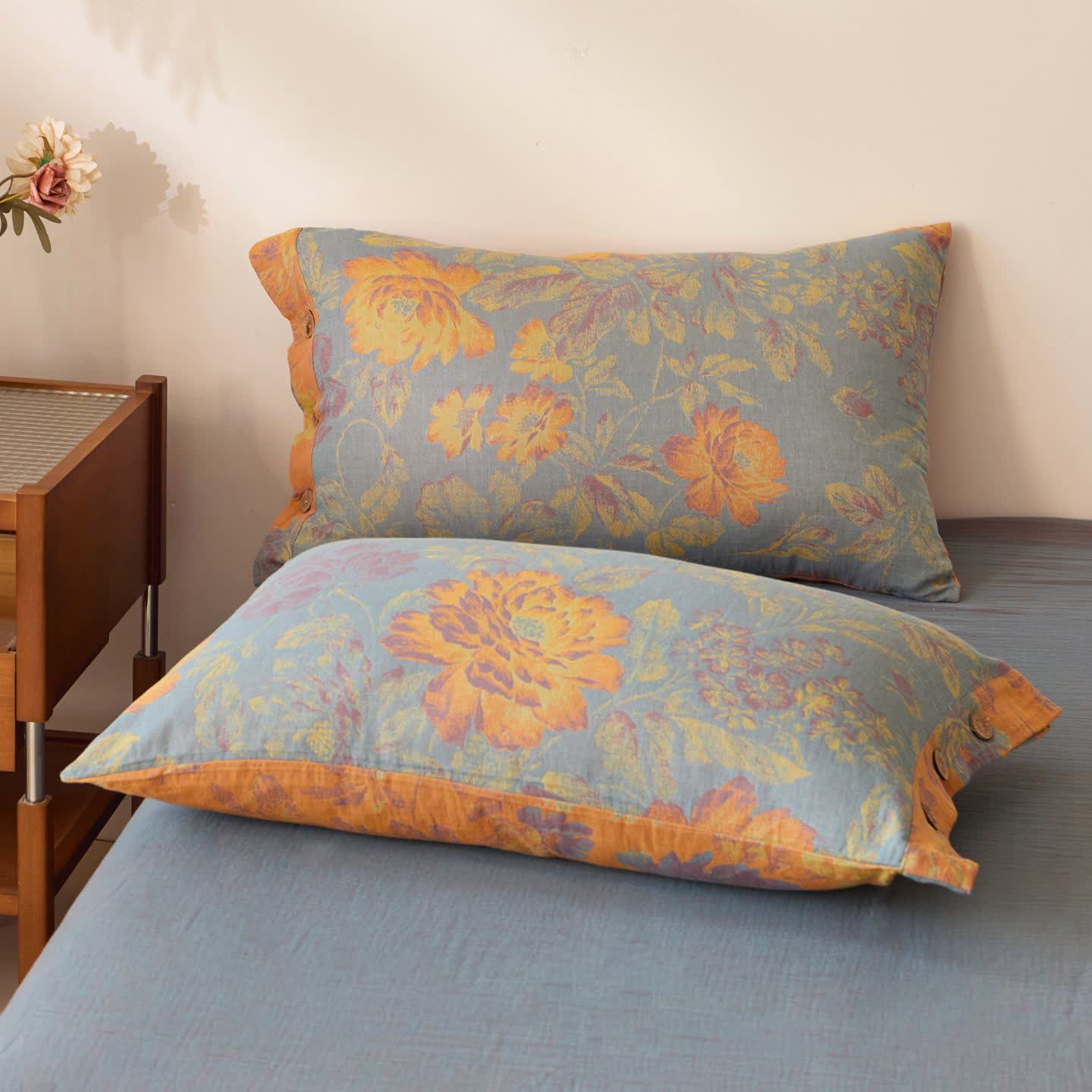 Peony Jacquard Cotton Gauze Sheet Bedspread - 2PCS Pillowcases - 19" x 29" - image 2