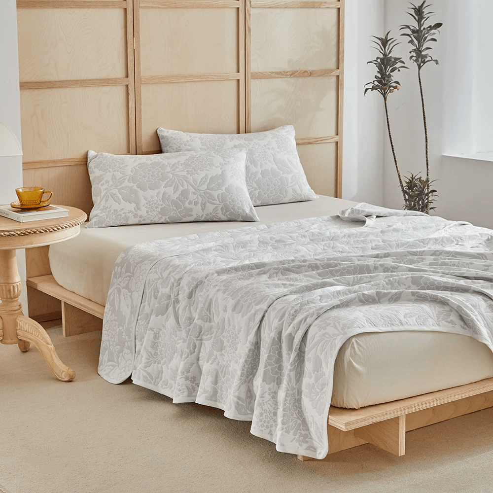 Ownkoti Cotton Simple Peony Jacquard Bedding Set - image 1
