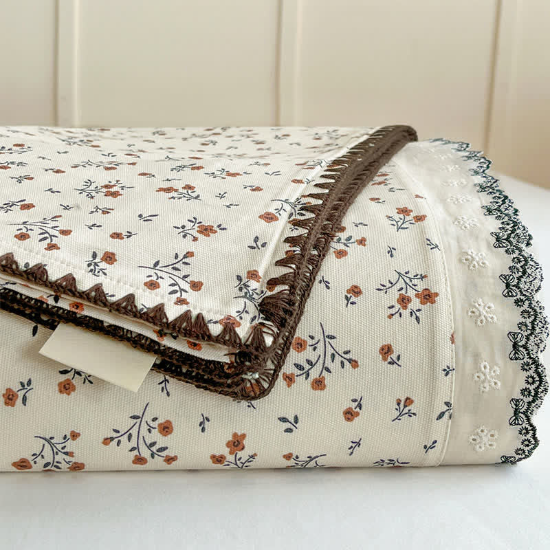 Ownkoti Vintage Floral Cotton Bedspread with Scalloped Trim - image 5