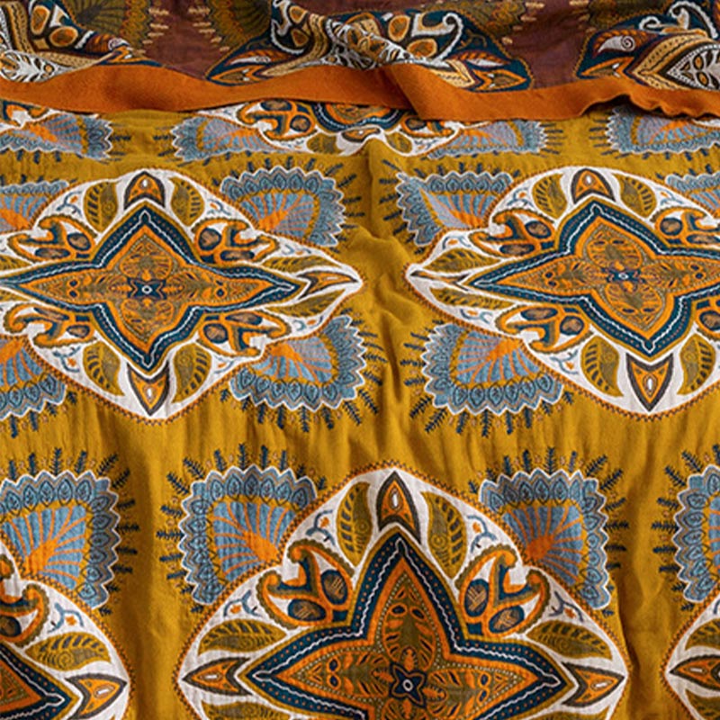 Multicolor Printed Cotton Lightweight Reversible Quilt - image 8