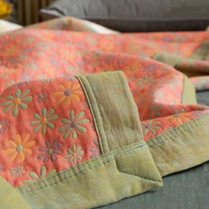 Ownkoti Colorful Daisy Print Cotton Reversible Quilt