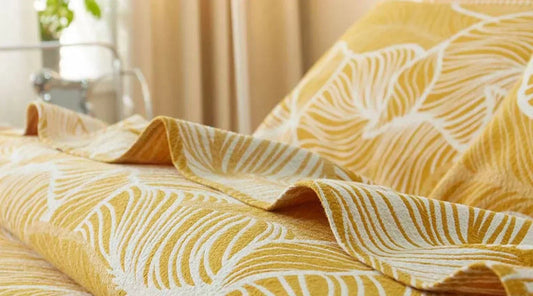 Linen Vs Cotton: Spring Fabrics Trend