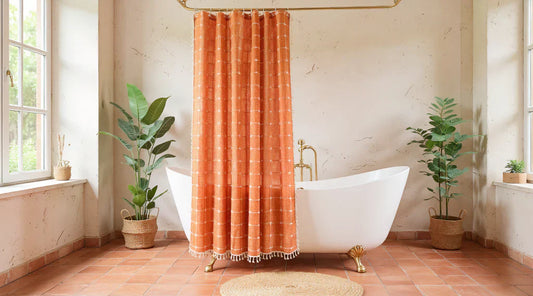 How to Choose the Best Material for a Shower Curtain?