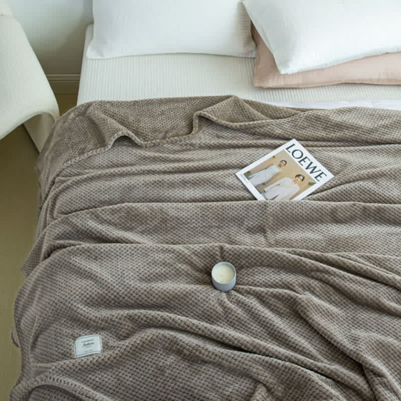 Ownkoti Modern Lightweight Soft Throw Blanket - image 21