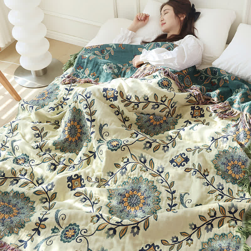 Ownkoti Cotton Gauze Floral Reversible Tassel Quilt - Dark Green & Beige - Queen - image 0