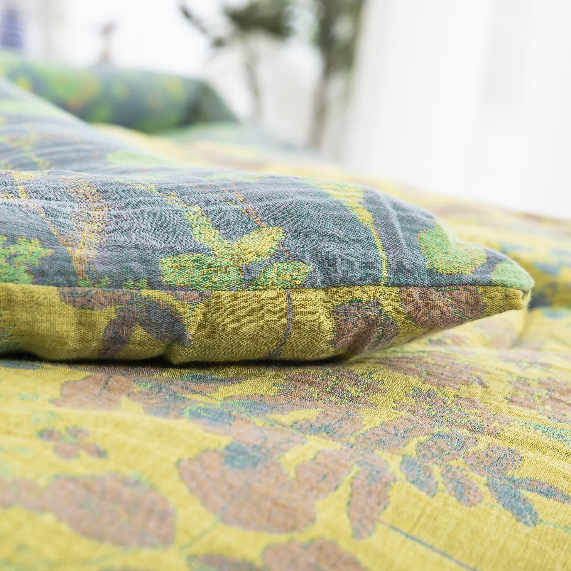 Ownkoti Cotton Gauze Pastoral Lotus Pond Bedding  - image 5