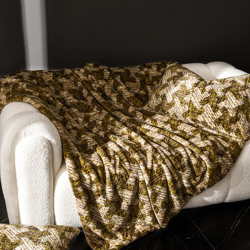 Ownkoti Retro Velvet Windmill Sofa Throw Blanket - image 8
