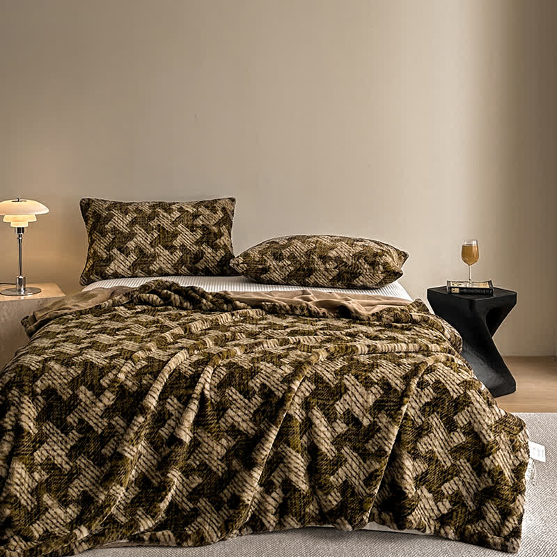 Ownkoti Retro Velvet Windmill Sofa Throw Blanket - image 1