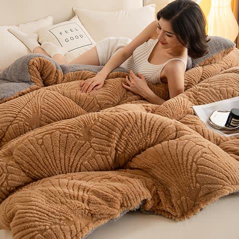 Ownkoti Sherpa Jacquard Ginkgo Leaf  Blanket with Quilt Core - image 11