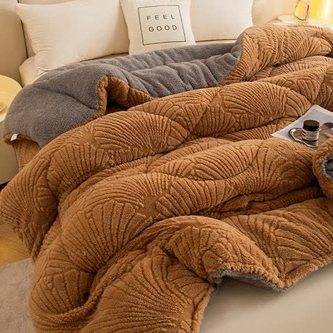 Sherpa Jacquard Ginkgo Leaf  Blanket with Quilt Core - image 10