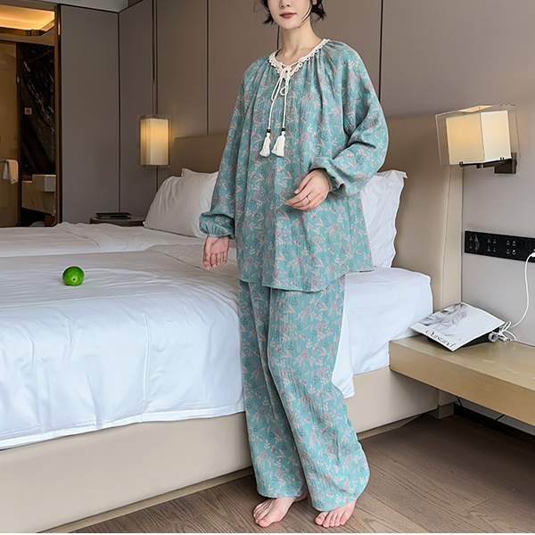 Ownkoti Plus Size Lace Neckline Cotton Pajama Set