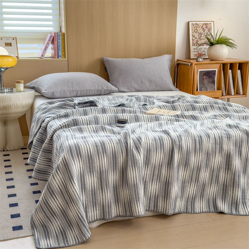 Cotton Gauze Striped Breathable Comfy Quilt - image 7