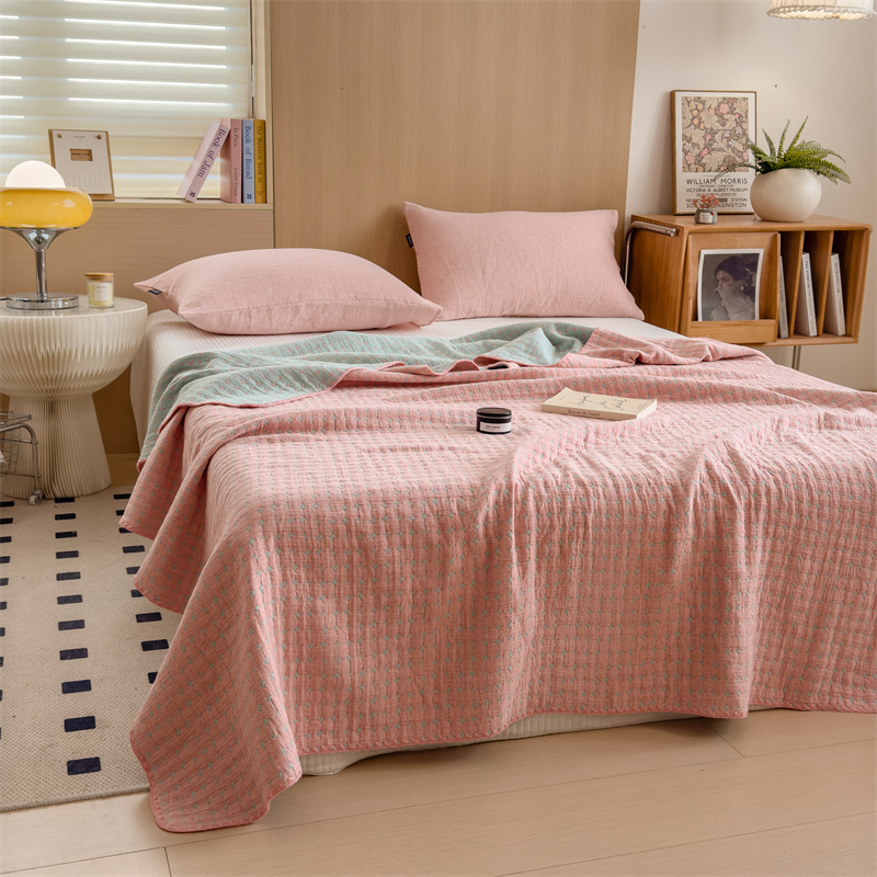 Breathable Three Layers Cotton Gauze Quilt - image 16