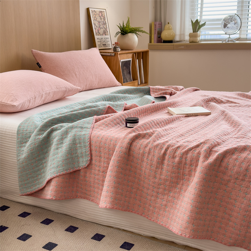 Breathable Three Layers Cotton Gauze Quilt - image 15