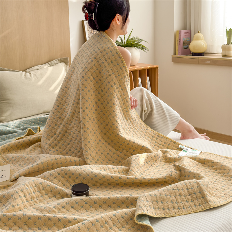 Breathable Three Layers Cotton Gauze Quilt - image 25