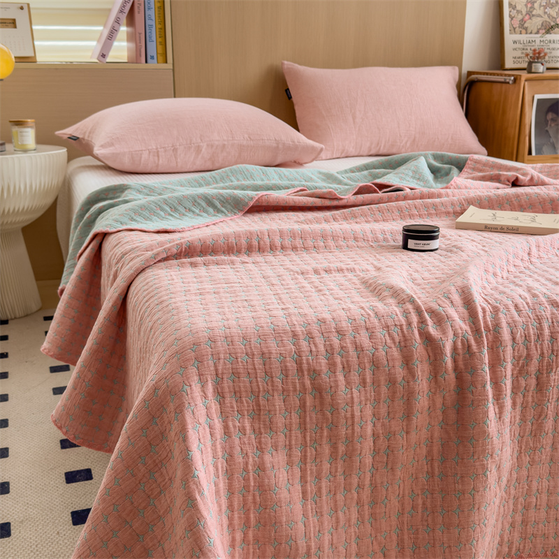 Breathable Three Layers Cotton Gauze Quilt - image 18