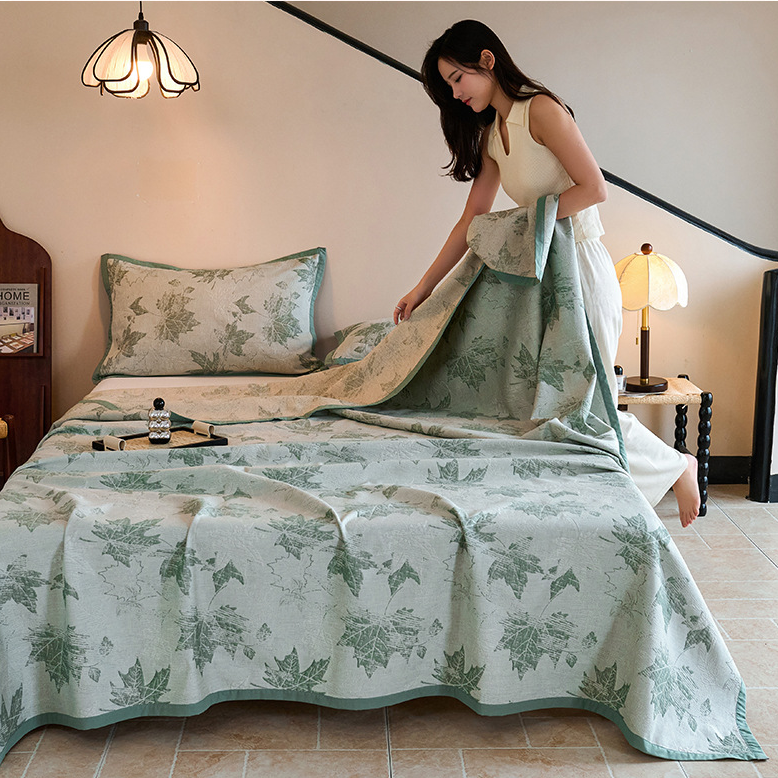 Ownkoti Jacquard Maple Leaf Cotton Gauze Quilt - image 2