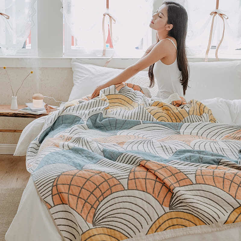 Ownkoti ownkoti Shell Print Cotton Quilt Reversible Blanket