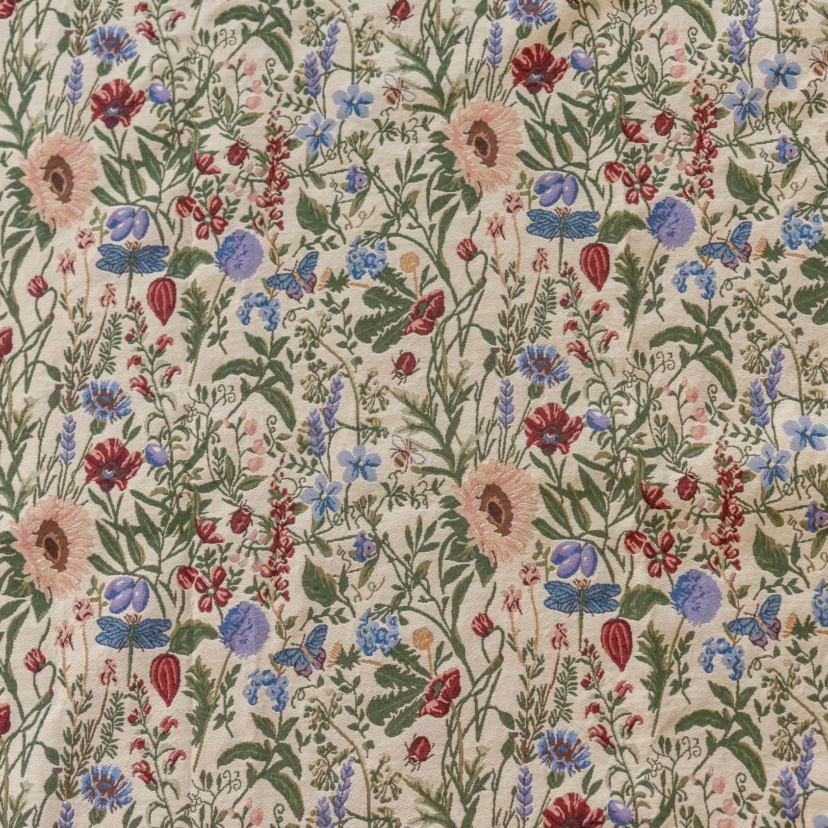 Painterly Dahlia Floral Tassel Curtain - image 10