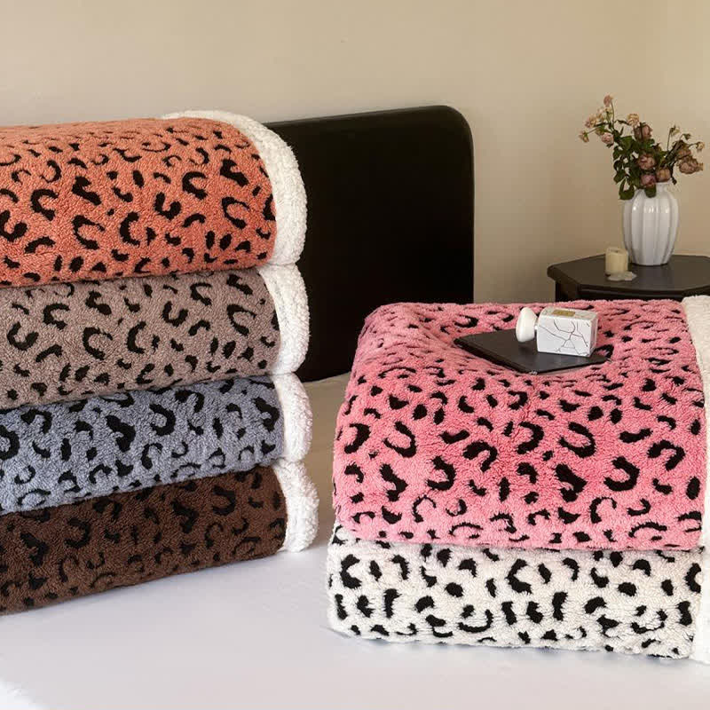 Leopard Jacquard Sherpa Throw Blanket - image 2