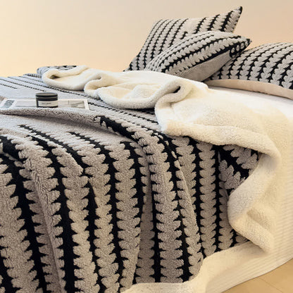 Geometric Print Jacquard Throw Blanket - image 6