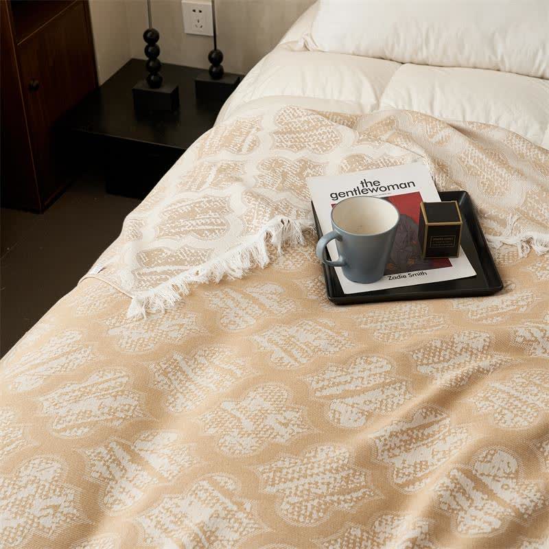 Retro Pattern Reversible Cotton Tassel Quilt - image 8