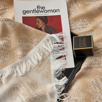 Retro Pattern Reversible Cotton Tassel Quilt - image 10