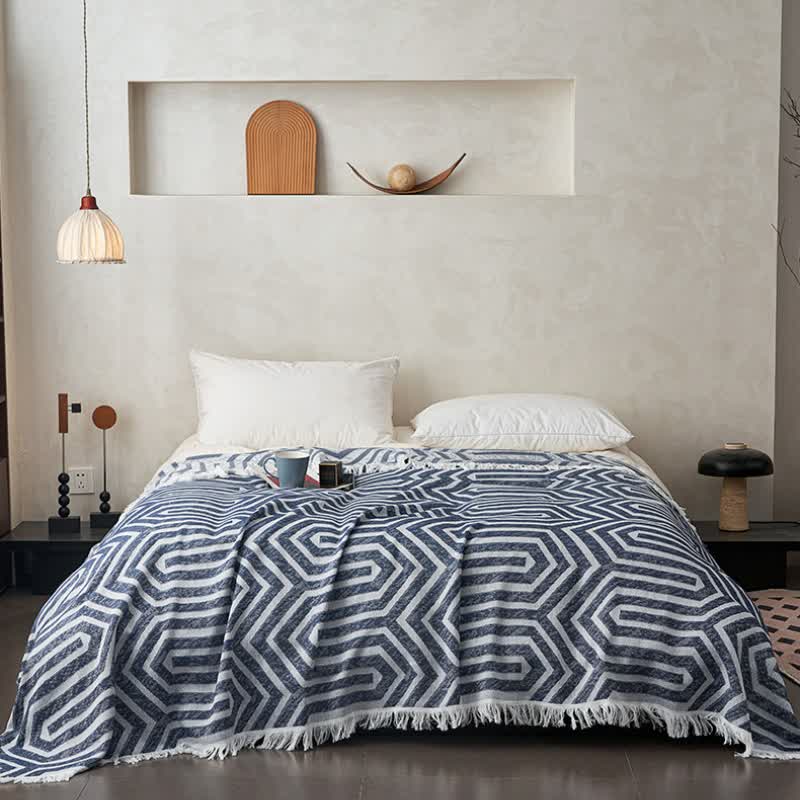 Plaid Jacquard Reversible Cotton Tassel Quilt - image 4