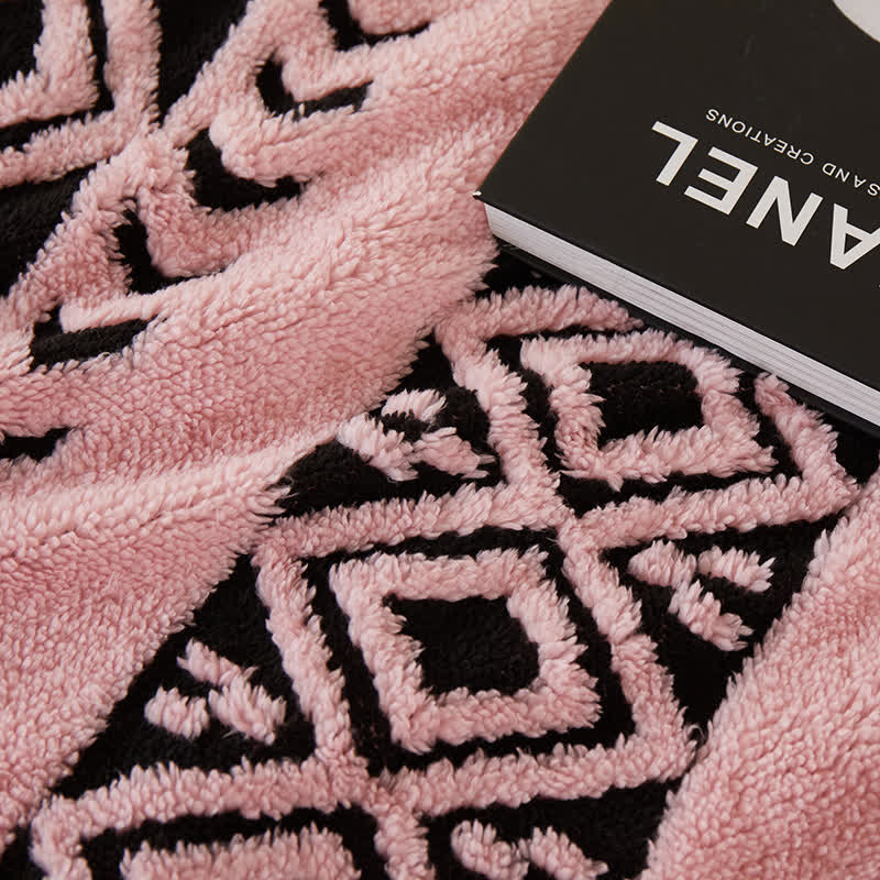 Striped Diamond Jacquard Warm Blanket - image 8