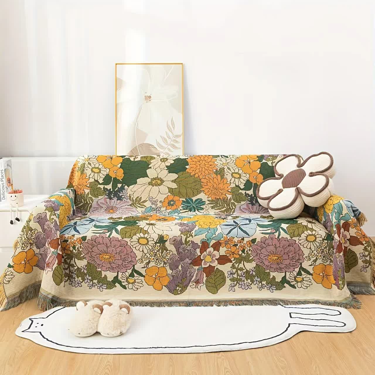 Abundant Flower Sofa Throw Blanket - 71" x 134" - image 0