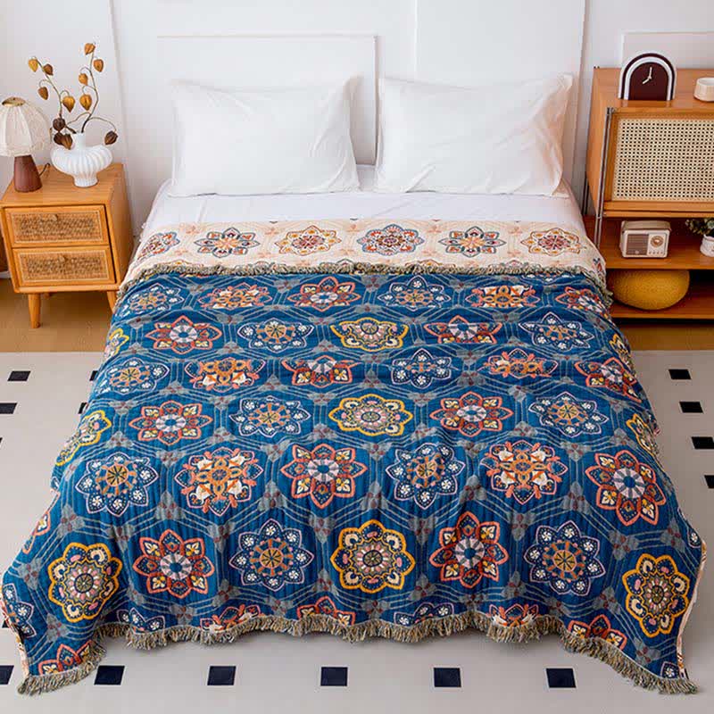 Ethnic Star-shaped Flower Cotton Quilt - image 1