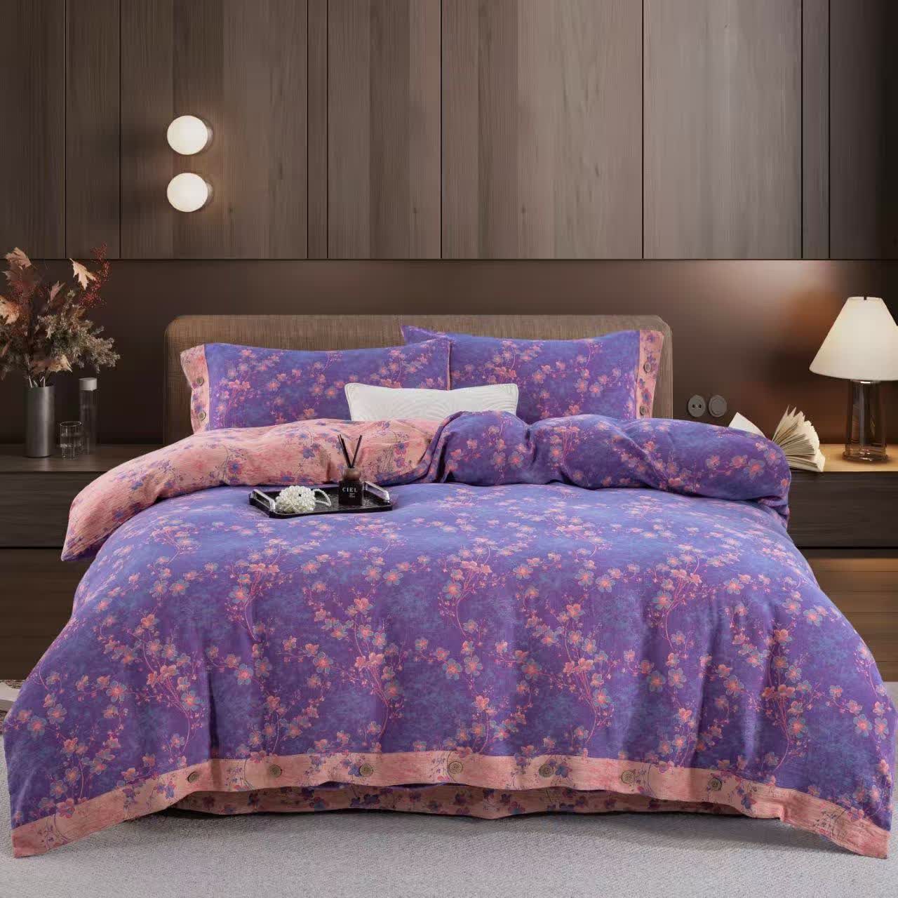 Floral Cotton Gauze Reversible Bedding Set(4pcs) - Purple - King - image 0