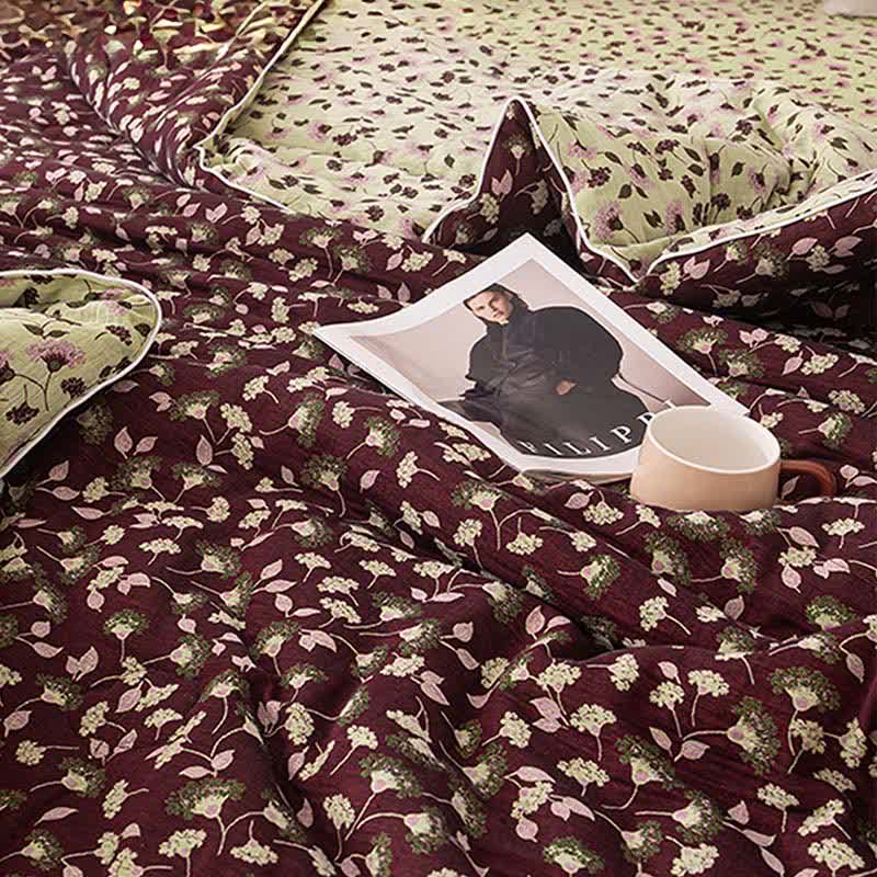 Botanical Leaf Cotton Gauze Jacquard Quilt - image 2