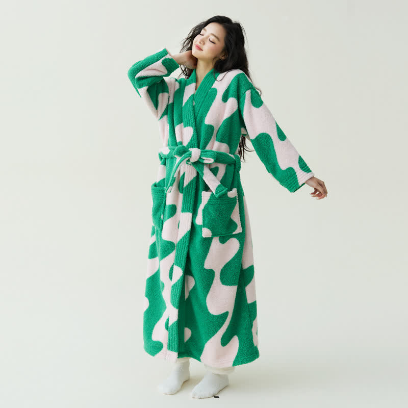 Colorblock Wave Pattern Plush Robe - Green  & White - XL - image 0