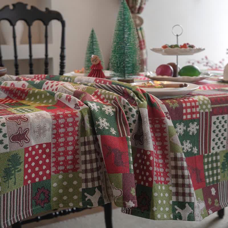 Patchwork Christmas-inspired Print Tablecloth - image 4
