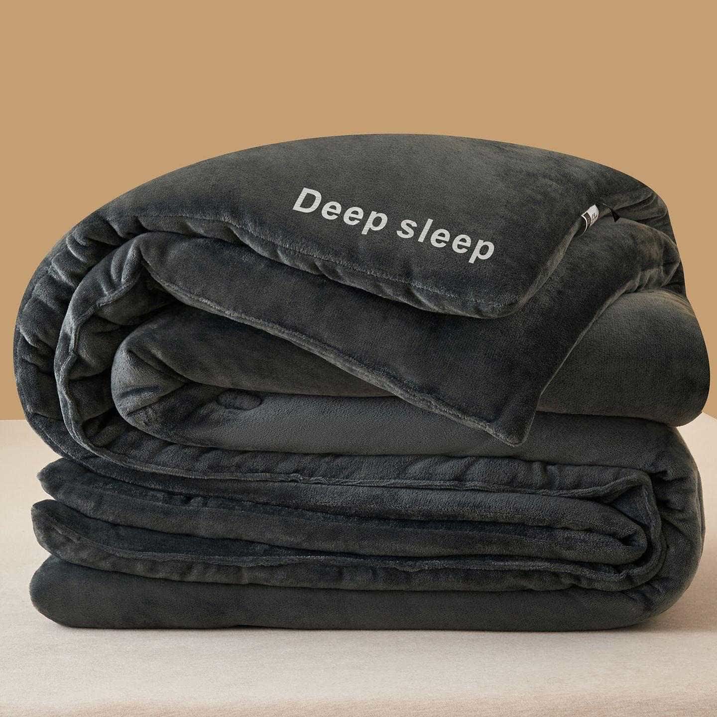 Letter Printed Fluffy Plush Warm Blanket - image 9