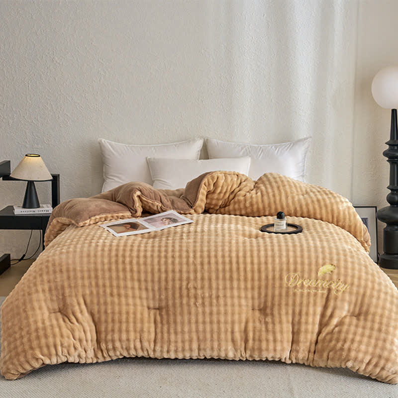 Solid Color Fluffy Textured Warm Blanket - image 0