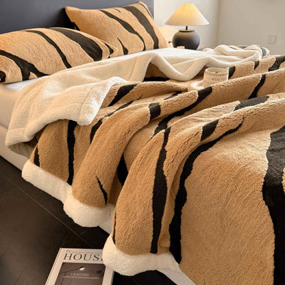 Zebra Print Jacquard Sherpa Throw Blanket - image 7
