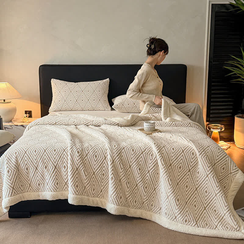 Ownkoti Geometric Diamond Jacquard Sherpa Throw Blanket - image 7