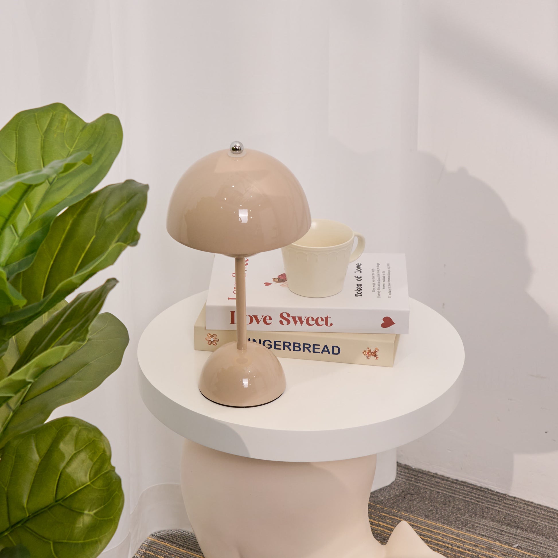 White Cat Chic Side Table - image 8