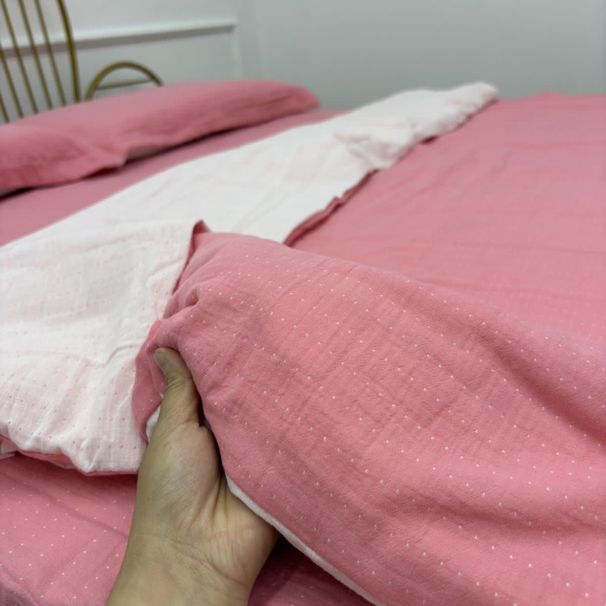 Ownkoti Minimalist Reversible Cotton Gauze Bedding - Pink & White - Bedding Set - King - image 7