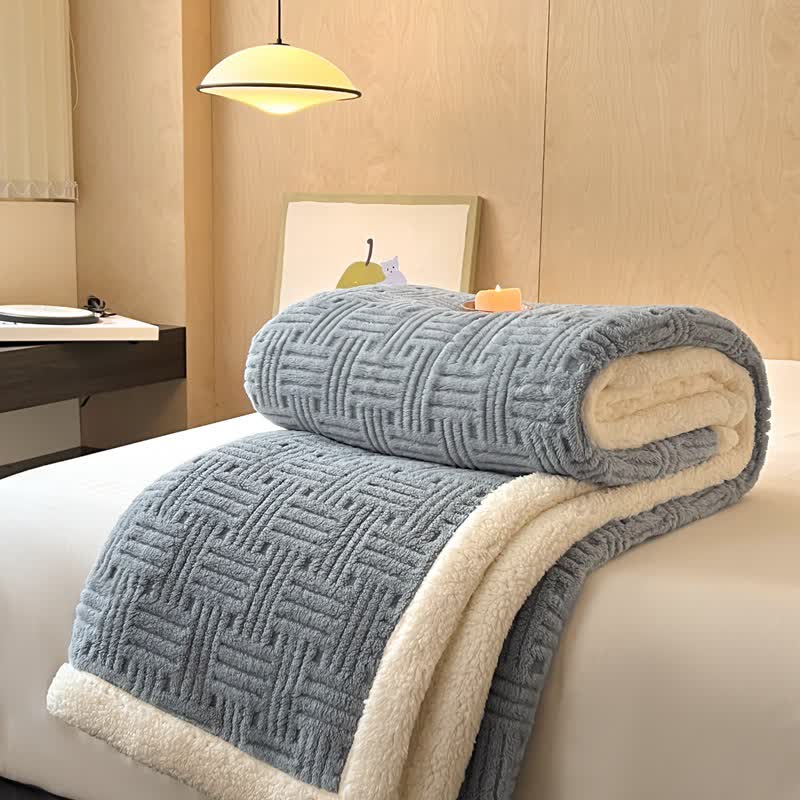 Simple Double-sided Fleece Throw Blanket - image 25