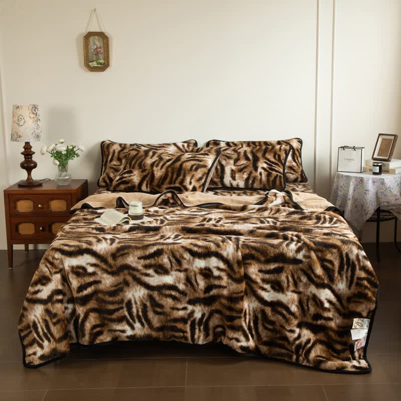 Tiger Stripe Plush Fitted Sheet Blanket - 2PCS Pillowcases - 19" x 29" - image 0