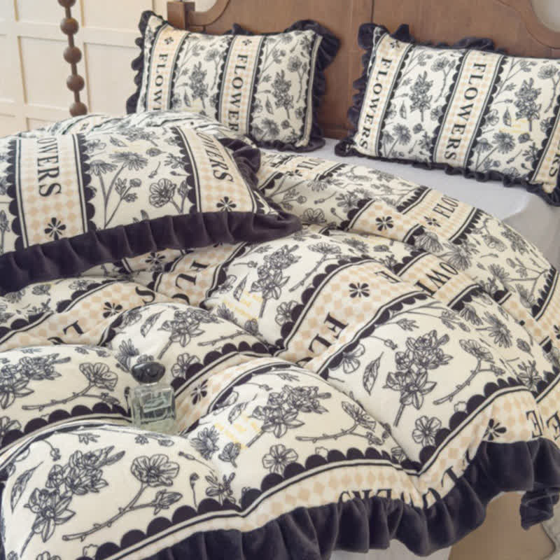 Floral Ruffled Plush Warm Bedding Set - image 3