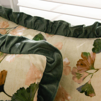 Ginkgo Leaf Ruffled Plush Bedding Set(4PCS) - image 2