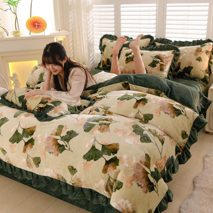 Ginkgo Leaf Ruffled Plush Bedding Set(4PCS) - King - image 0