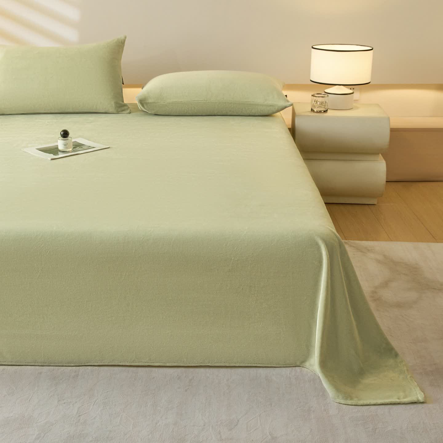 Ownkoti Minimalist Solid Color Plush Sheet - Light Green - Coverlet with 2PCS Pillowcases - King - image 4