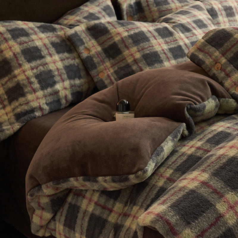 Ownkoti Classic Plaid Cozy Thick Bedding Set (4PCS)  - image 3