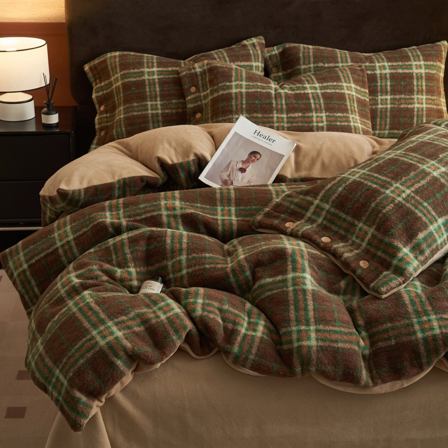 Ownkoti Classic Plaid Cozy Thick Bedding Set (4PCS)  - image 13