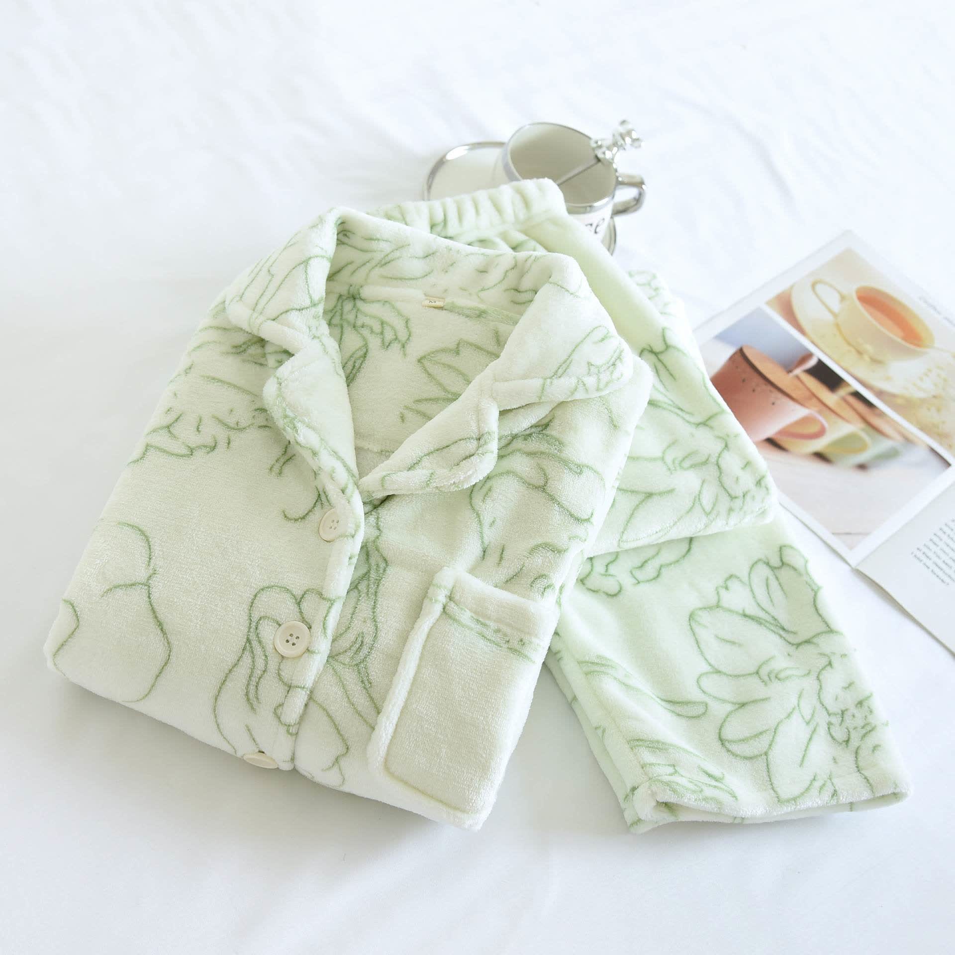Ownkoti Fresh Green Line-Art Plush Loungewear Set - image 3